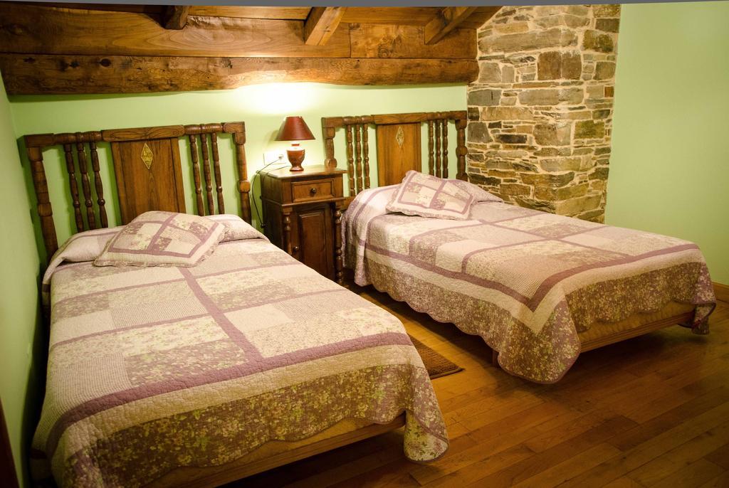 Casas Rurales Taramundi Verde Quarto foto